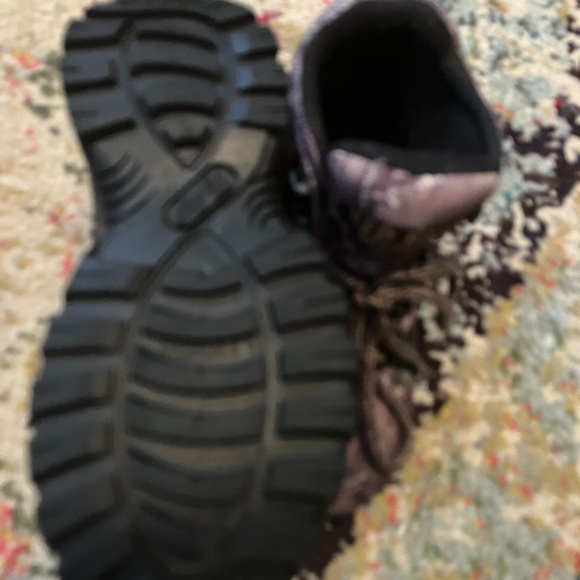 Red Head Camo Waterproof Kids Boots Size 12 - Picture 3 of 4